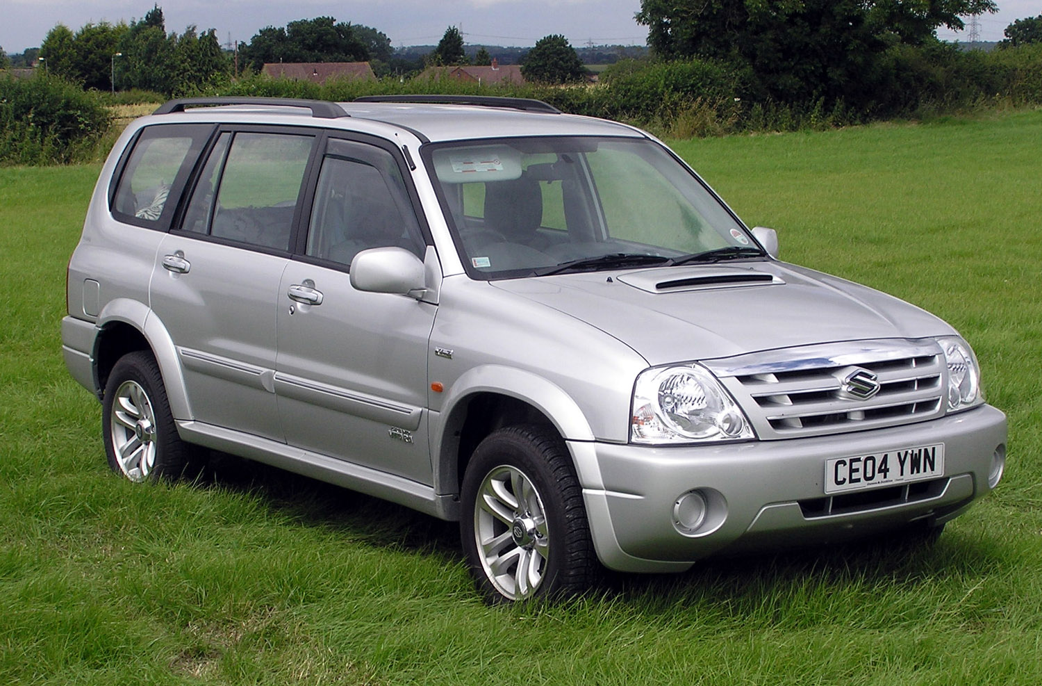 Suzuki grand escudo 2001